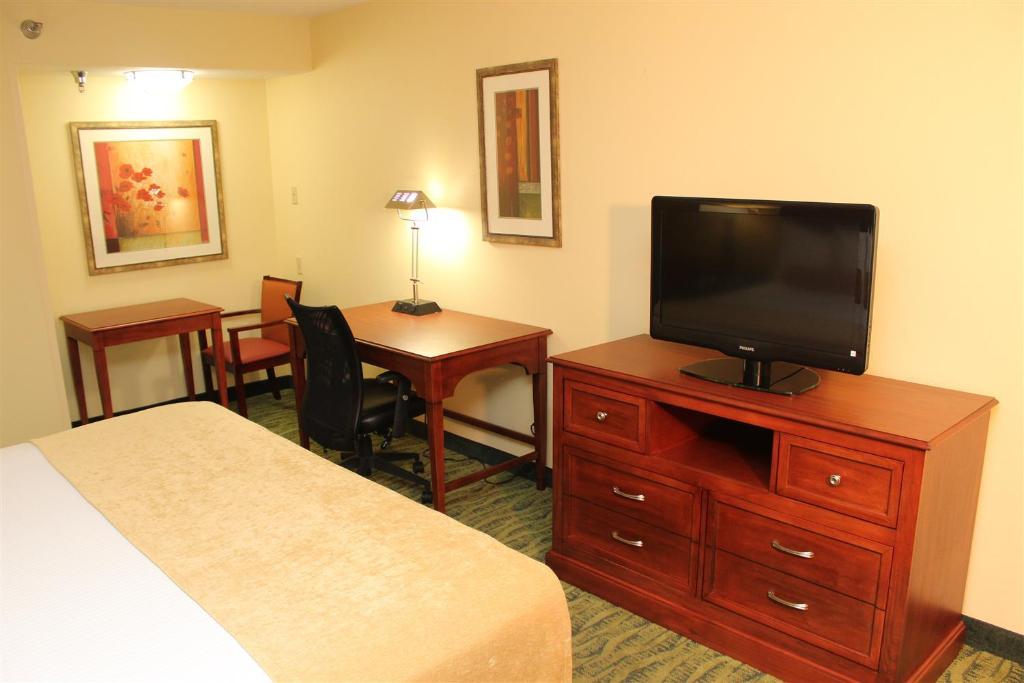 Best Western Mcallen Medical Center image 18