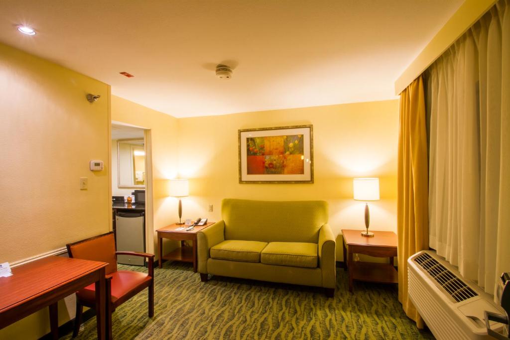 Best Western Mcallen Medical Center image 25
